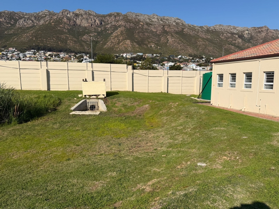 2 Bedroom Property for Sale in Anchorage Park Western Cape